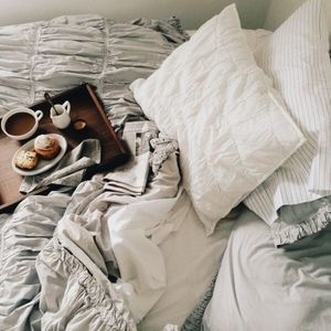 Meet your Posher, Caitlyn